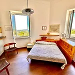 Apartment Paulis - Semiattico In Pieno Centro A Sirolo, Con Meravigliosa Vista Mare
